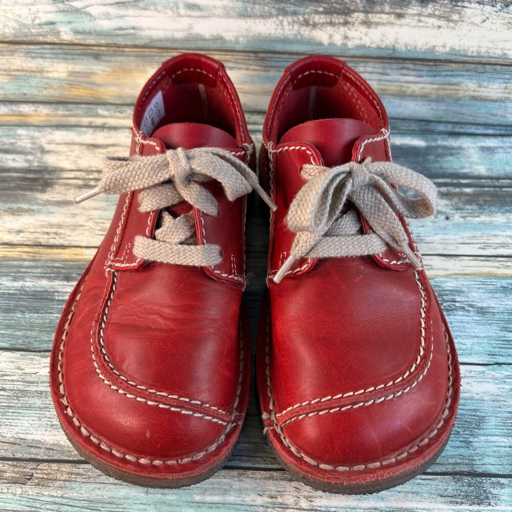 Duckfeet Fyn Womens Derby Shoe US Size 6 Red Leather Lace Up Crepe Sole Handmade